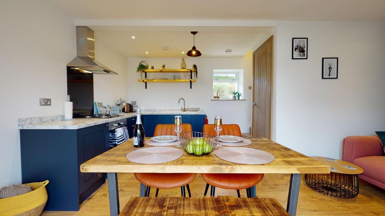 The Little Cottage By Truabode Holiday Lets & Short Lets Newquay - Parking, Wifi & Pet Friendly เบราเนอแบร์ก ภายนอก รูปภาพ